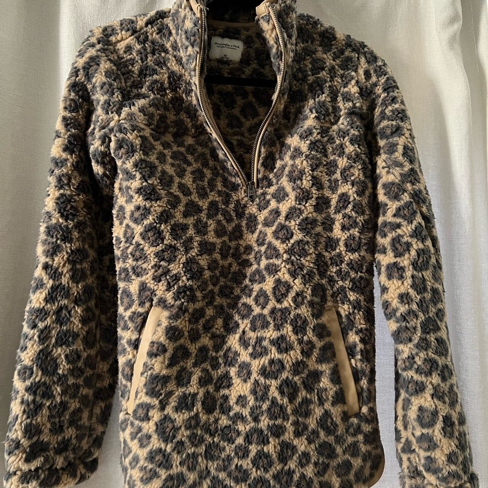 Abercrombie & Fitch Textured Fleece Jacket